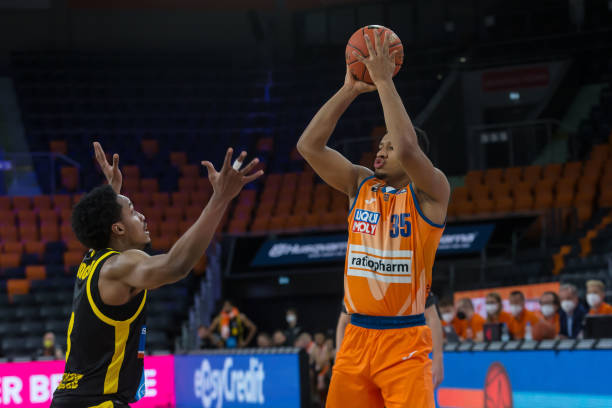 比如德罗巴 比如德罗巴