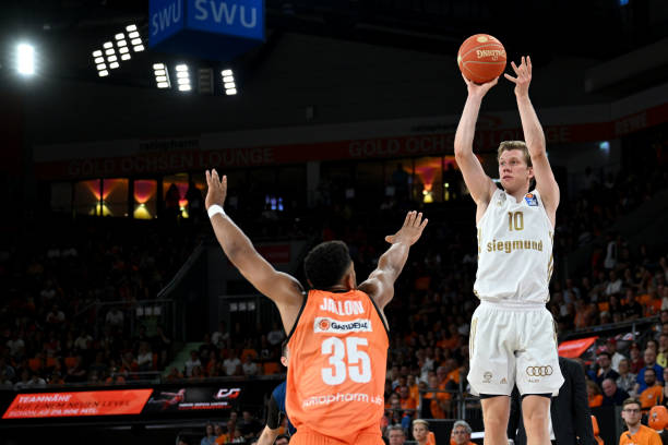 而欧洲媒体 而欧洲媒体